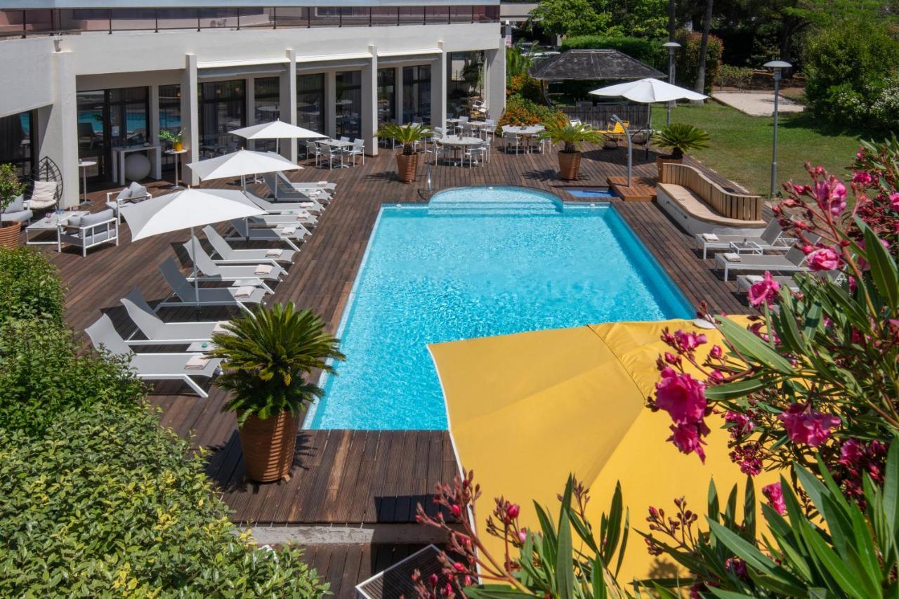 Mercure Hyères Centre Côte d'Azur Exterior foto