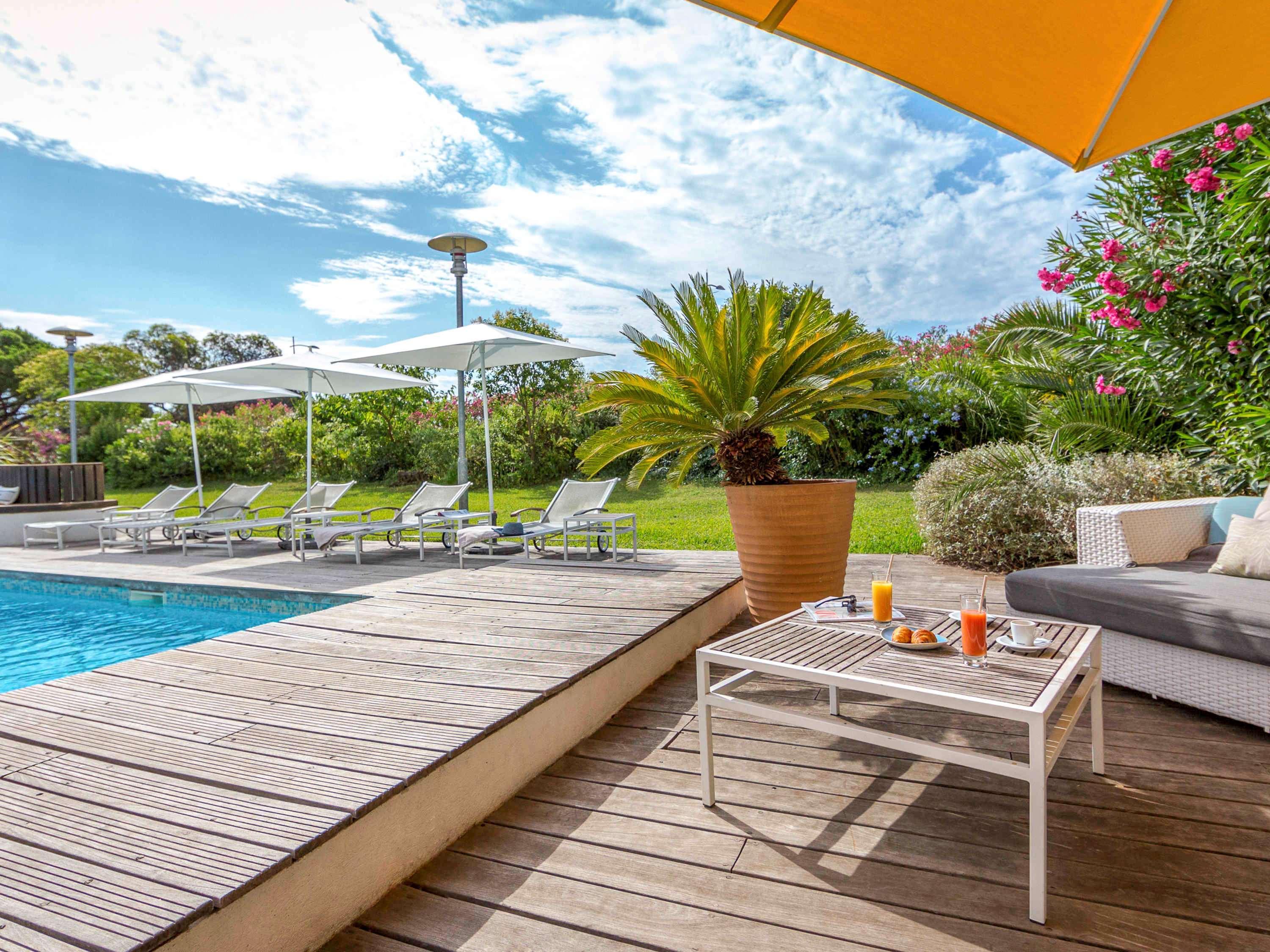 Mercure Hyères Centre Côte d'Azur Exterior foto