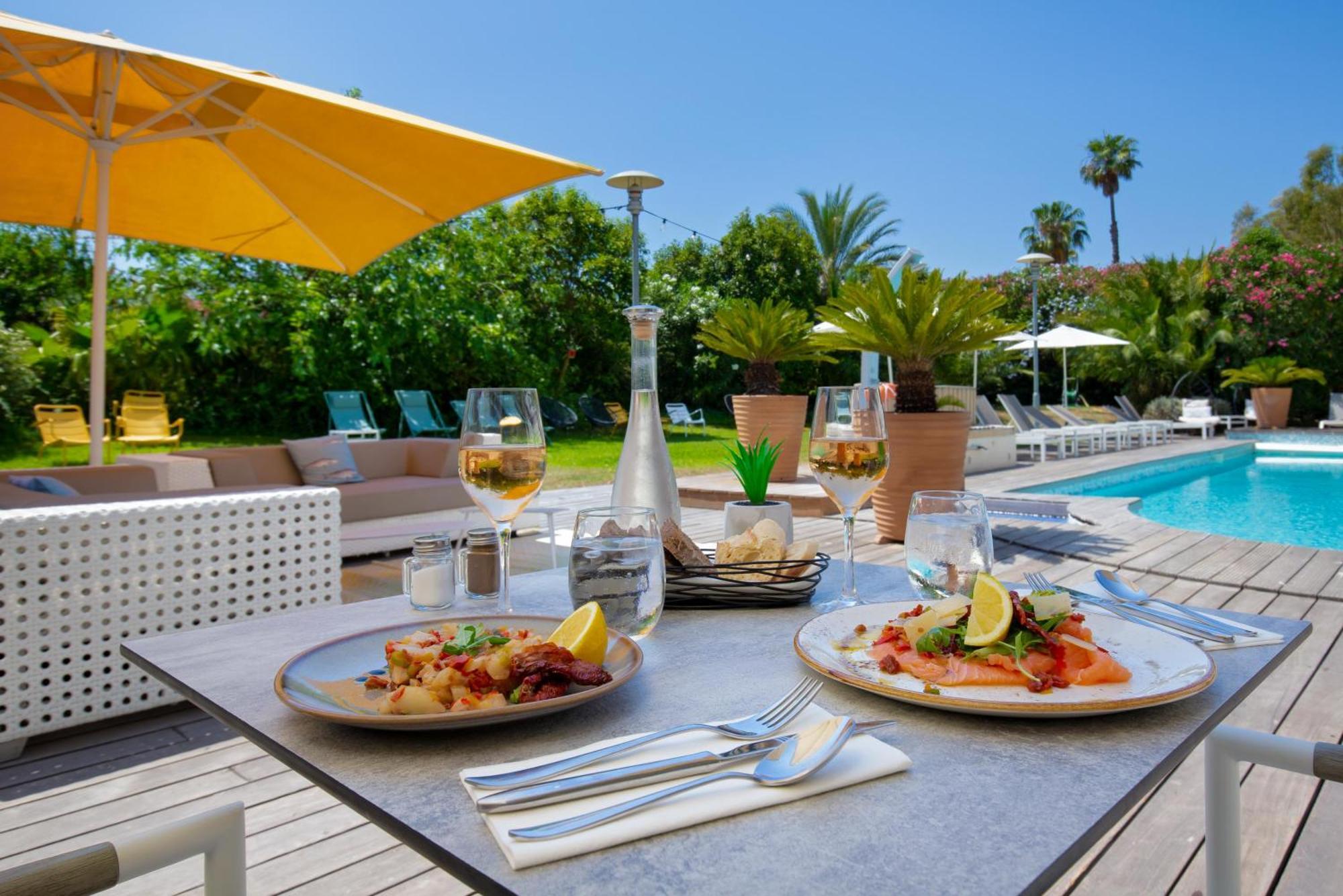 Mercure Hyères Centre Côte d'Azur Exterior foto